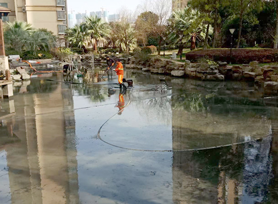 永昌景观池淤泥清理